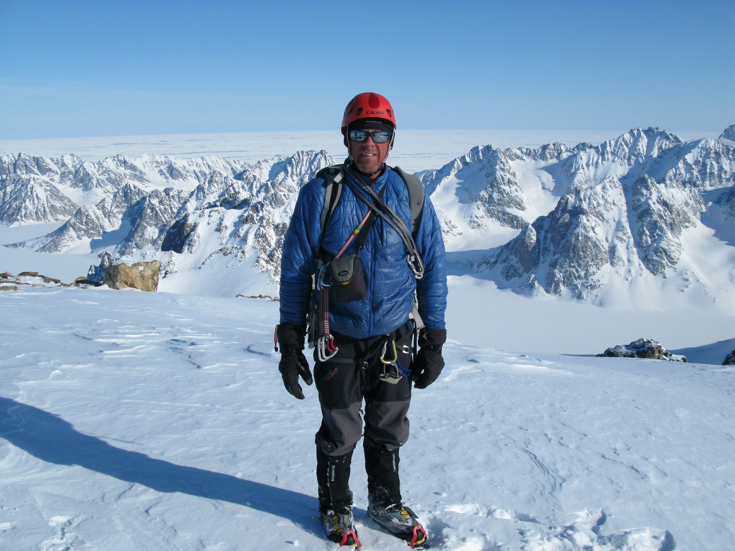 Read more about the article Simon Yates of Touching the Void – My Mountain Life